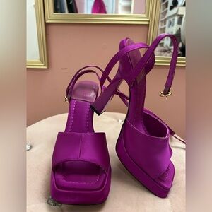 Steve Madden Magenta Strappy Heels